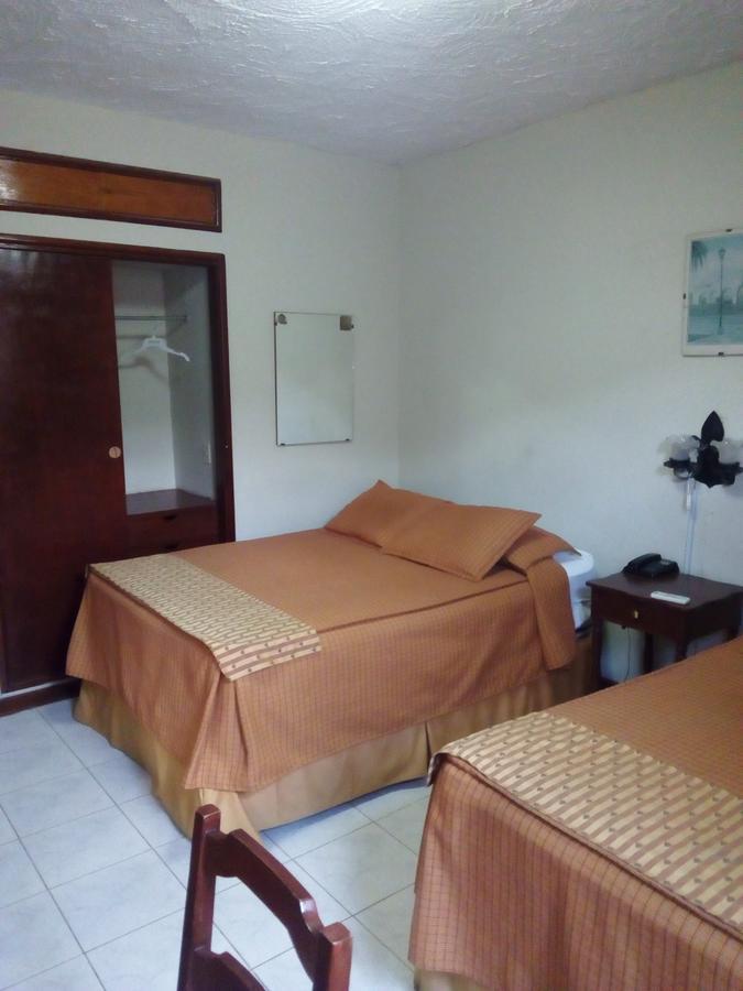 Hotel La Siesta Сульяна Экстерьер фото